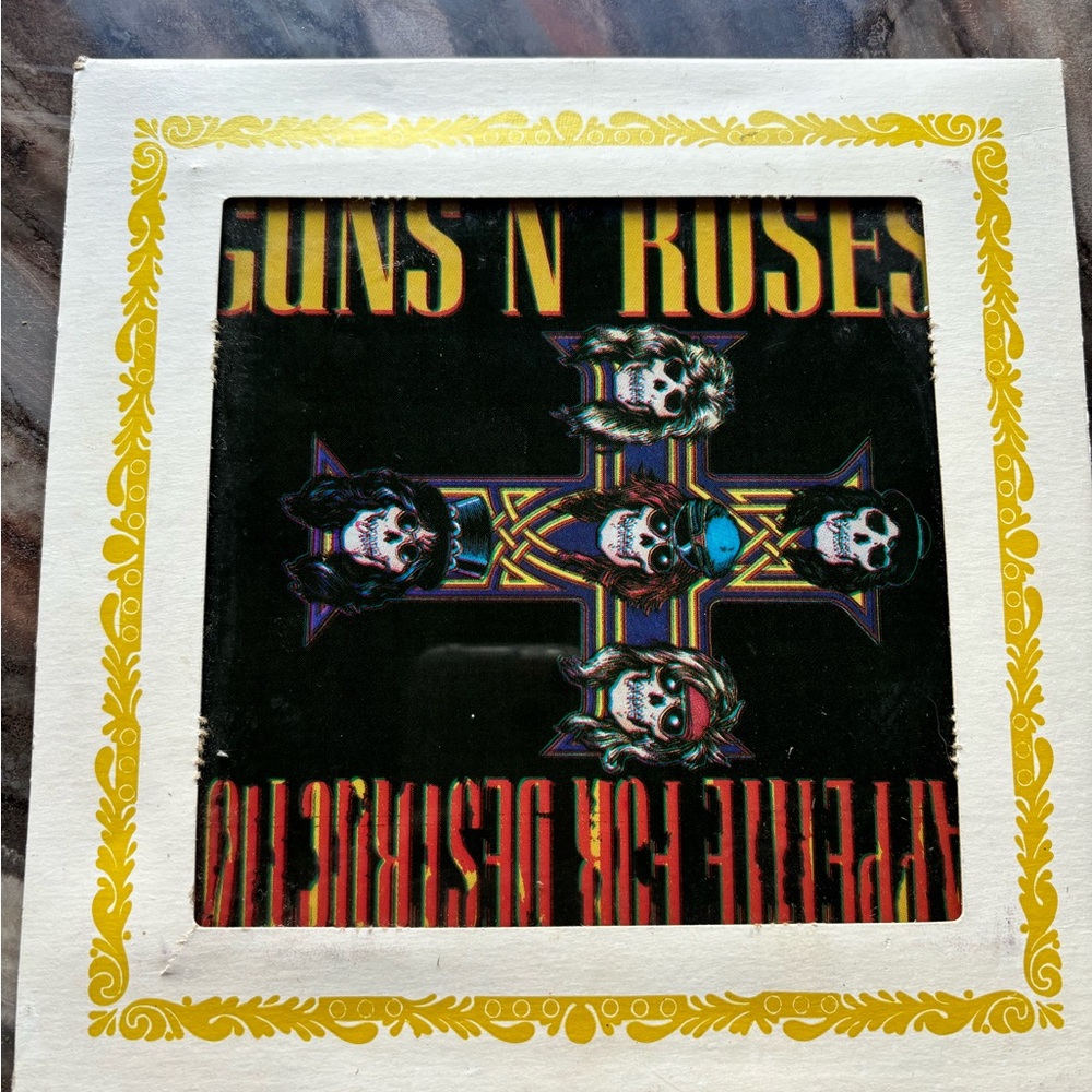Vintage Guns N’ Roses appetite for destruction fair prize - Picture 2 of 5